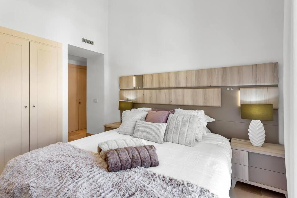 Yolo Spaces - Sotogrande Sea View Penthouse San Roque  Zewnętrze zdjęcie
