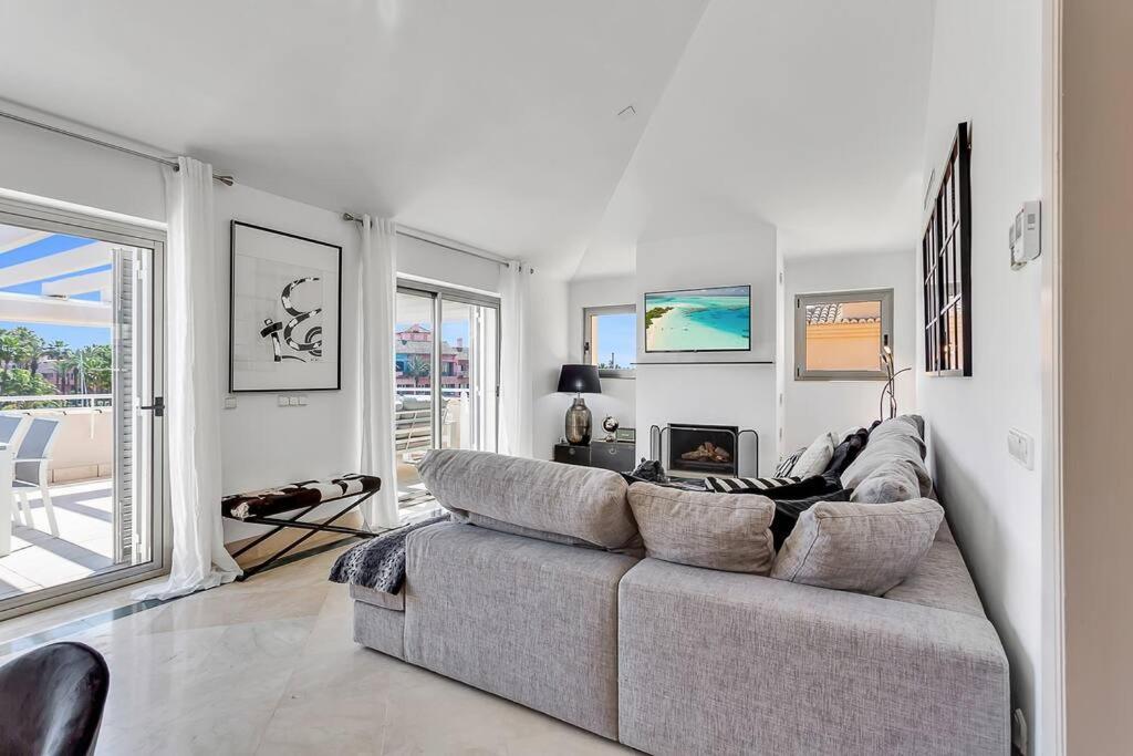 Yolo Spaces - Sotogrande Sea View Penthouse San Roque  Zewnętrze zdjęcie