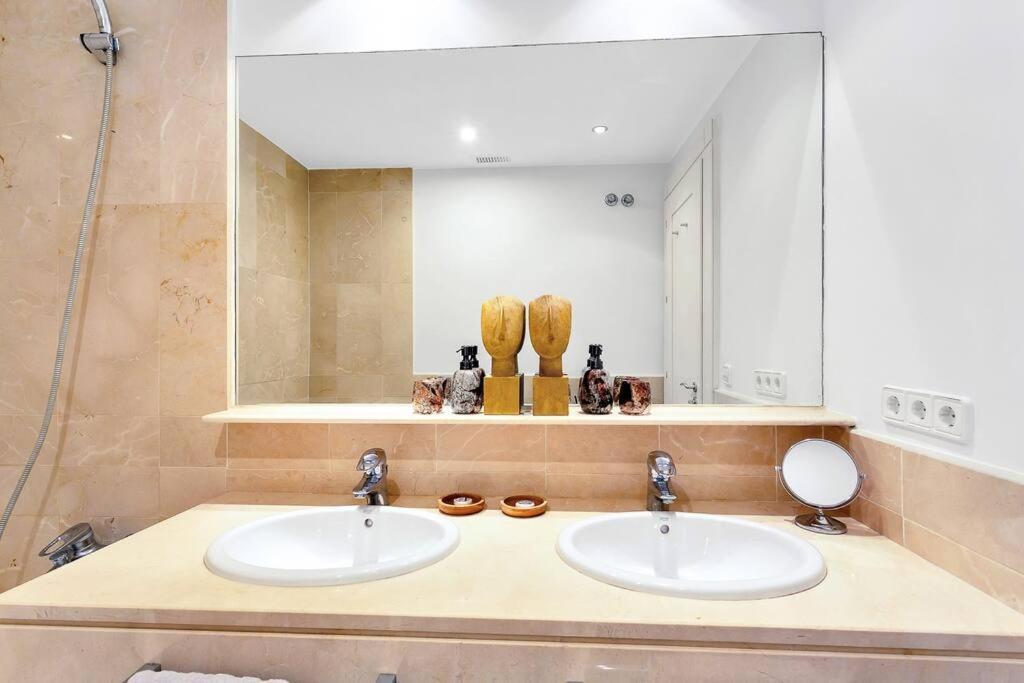 Yolo Spaces - Sotogrande Sea View Penthouse San Roque  Zewnętrze zdjęcie