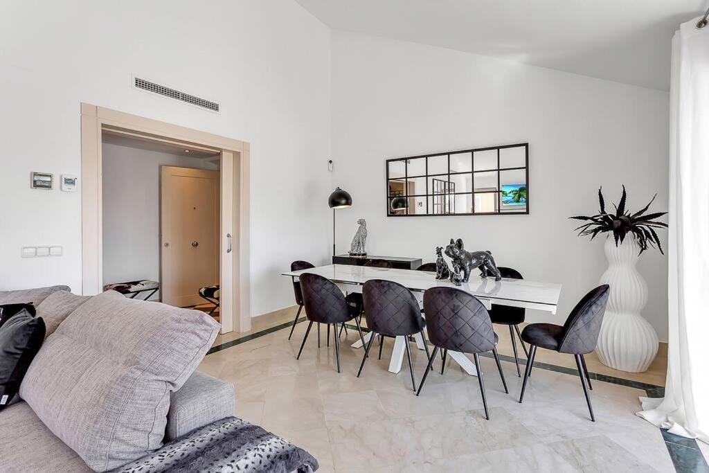 Yolo Spaces - Sotogrande Sea View Penthouse San Roque  Zewnętrze zdjęcie
