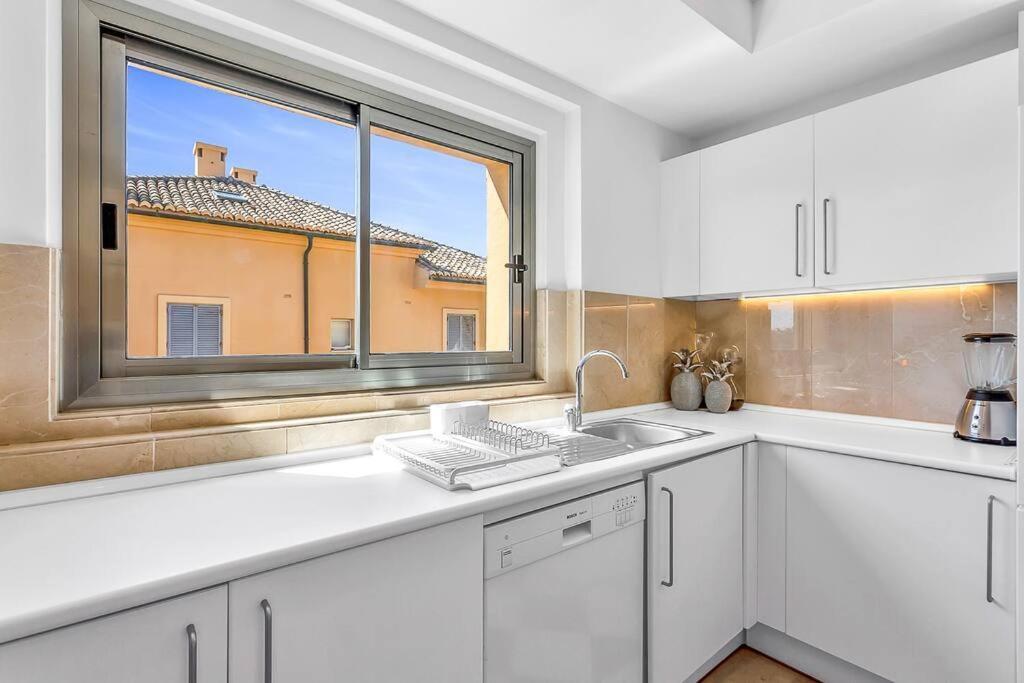 Yolo Spaces - Sotogrande Sea View Penthouse San Roque  Zewnętrze zdjęcie